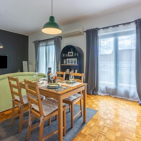 Apartment Suzy Dramalj Esterno foto