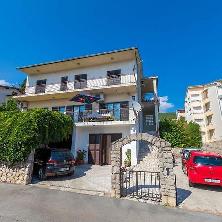 Apartment Suzy Dramalj Esterno foto