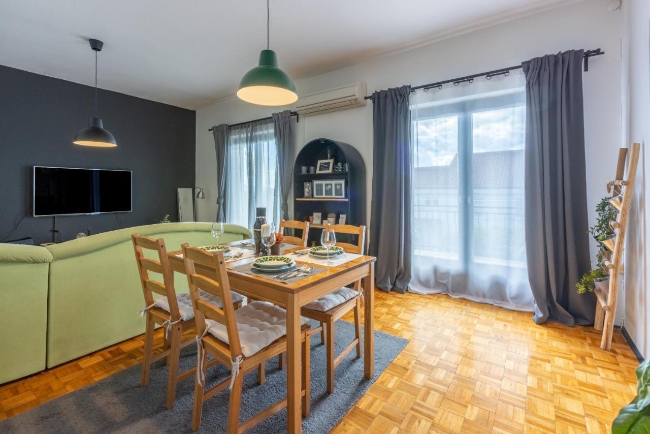 Apartment Suzy Dramalj Esterno foto