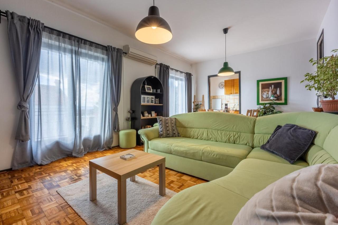 Apartment Suzy Dramalj Esterno foto